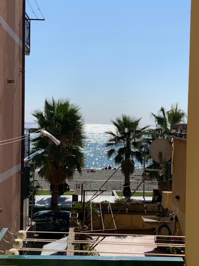 Casa Erika Fronte Mare Appartamento Varazze Esterno foto